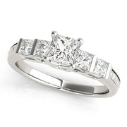 Exquisite Fancy Shape Baguette Princess Diamond Engagement Ring in 10K/14K gold and platinum with certified lab-grown or natural diamonds