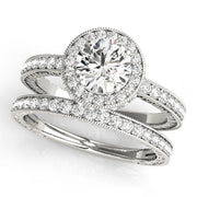 Radiant Halo Round Diamond Engagement Ring in 10K/14K gold and platinum with certified lab-grown or natural diamonds