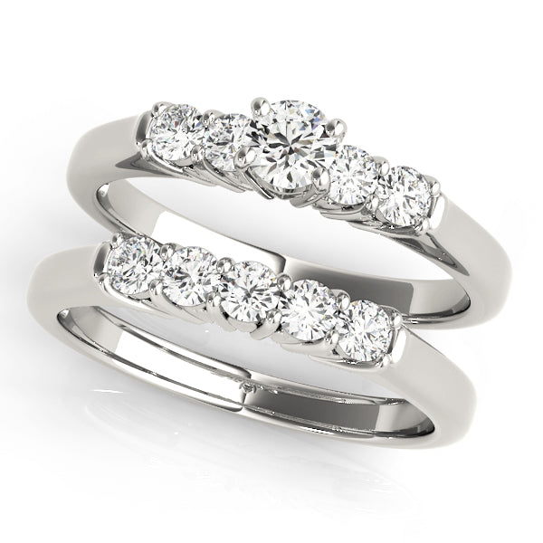 Elegant Prong-Set Round Diamond Engagement Ring in 10K/14K gold and platinum with certified lab-grown or natural diamonds
