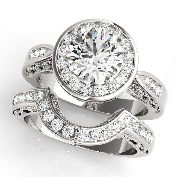 Eternal Halo Round Diamond Engagement Ring in 10K/14K gold and platinum with certified lab-grown or natural diamonds