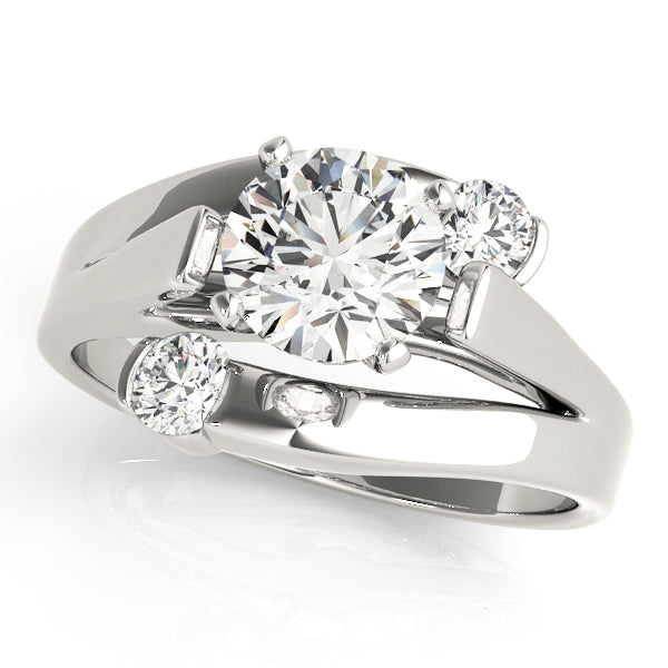 Elegant Solitaires Round Diamond Engagement Ring in 10K/14K gold and platinum with certified lab-grown or natural diamonds