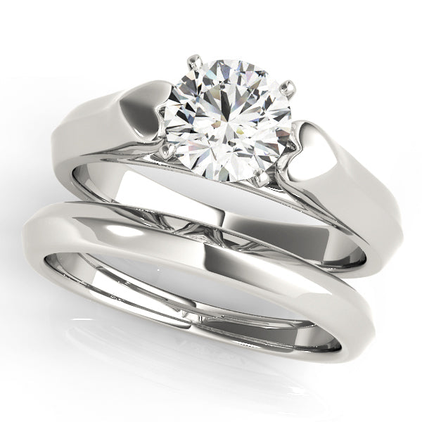 Heirloom Solitaires Round Diamond Engagement Ring in 10K/14K gold and platinum with certified lab-grown or natural diamonds