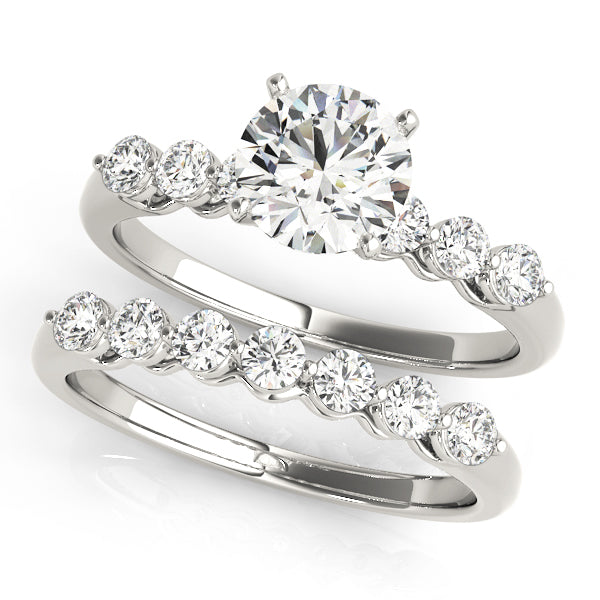 Refined Prong-Set Round Diamond Engagement Ring in 10K/14K gold and platinum with certified lab-grown or natural diamonds