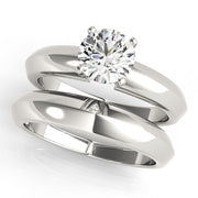 Brilliant Solitaires Round Diamond Engagement Ring in 10K/14K gold and platinum with certified lab-grown or natural diamonds