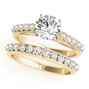 Dazzling Prong-Set Round Diamond Engagement Ring in 10K/14K gold and platinum with certified lab-grown or natural diamonds