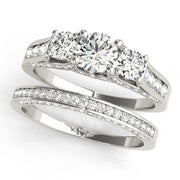 0.50 in 10K/14K gold and platinum with certified lab-grown or natural diamonds