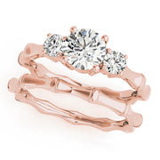 0.50 in 10K/14K gold and platinum with certified lab-grown or natural diamonds