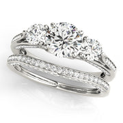 Classic Three-Stone Round Diamond Engagement Ring in 10K/14K gold and platinum with certified lab-grown or natural diamonds