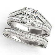 Lustrous Antique Round Diamond Engagement Ring in 10K/14K gold and platinum with certified lab-grown or natural diamonds