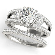 0.50 in 10K/14K gold and platinum with certified lab-grown or natural diamonds