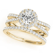 Refined Halo Round Diamond Engagement Ring in 10K/14K gold and platinum with certified lab-grown or natural diamonds