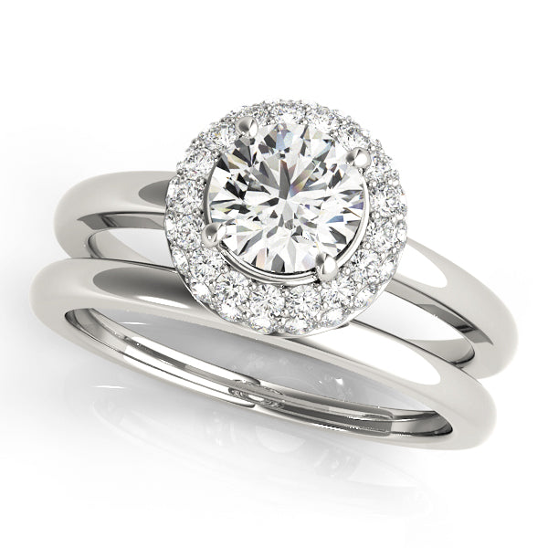 Iconic Halo Round Diamond Engagement Ring in 10K/14K gold and platinum with certified lab-grown or natural diamonds