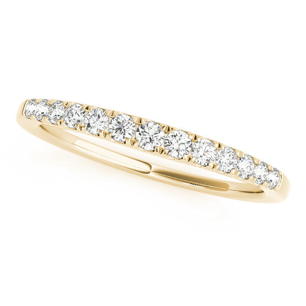 Slighty Curved Half Eternity Ring in 10K/14K gold and platinum with certified lab-grown or natural diamonds