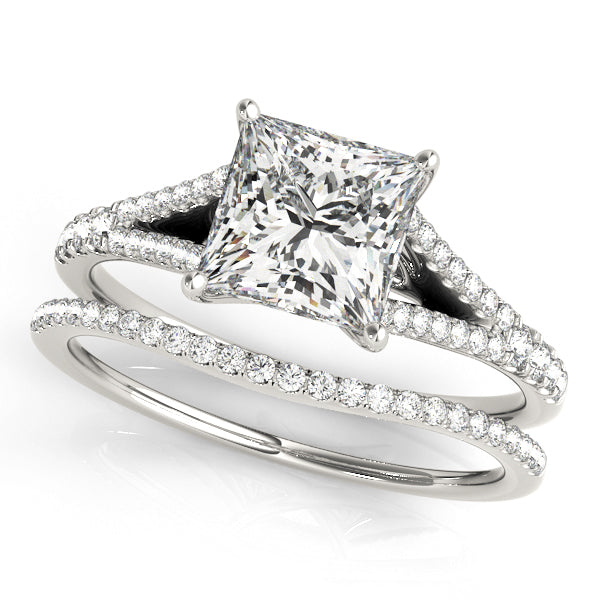 Splendid Multi-Row Princess Diamond Engagement Ring in 10K/14K gold and platinum with certified lab-grown or natural diamonds