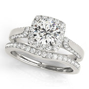 Noble Halo Round Diamond Engagement Ring in 10K/14K gold and platinum with certified lab-grown or natural diamonds