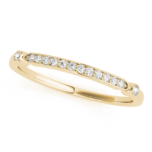 Single Row Prong in Channel Half Eternity Ring in 10K/14K gold and platinum with certified lab-grown or natural diamonds