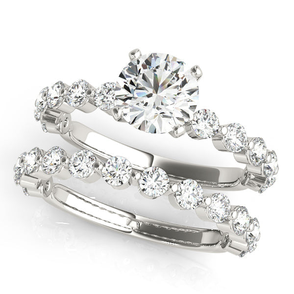 Luxe Single Prong Engagement Ring Round Diamond Engagement Ring in 10K/14K gold and platinum with certified lab-grown or natural diamonds