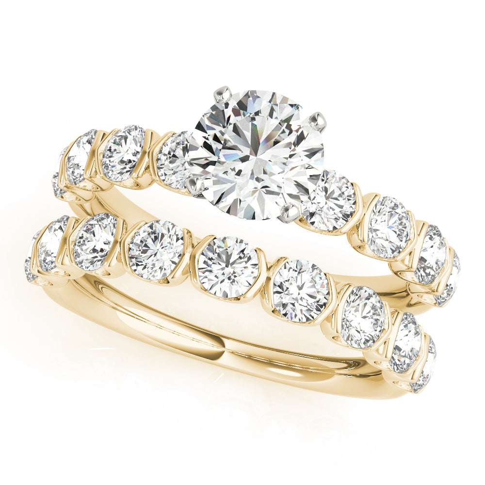 Refined U Prong Round Diamond Engagement Ring in 10K/14K gold and platinum with certified lab-grown or natural diamonds