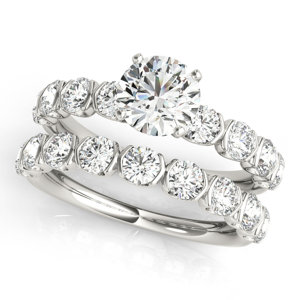 Refined U Prong Round Diamond Engagement Ring in 10K/14K gold and platinum with certified lab-grown or natural diamonds