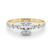 Elegant Single Row Shared Pr Eng Ring Oval Diamond Engagement Ring in 10K/14K gold and platinum with certified lab-grown or natural diamonds
