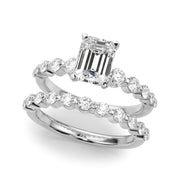 Majestic Single Row Shared Pr Eng Ring Round Diamond Engagement Ring in 10K/14K gold and platinum with certified lab-grown or natural diamonds