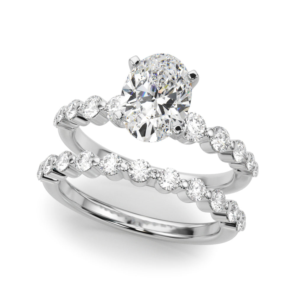 Majestic Single Row Shared Pr Eng Ring Round Diamond Engagement Ring in 10K/14K gold and platinum with certified lab-grown or natural diamonds