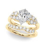 Signature Sidestone Round Diamond Engagement Ring in 10K/14K gold and platinum with certified lab-grown or natural diamonds