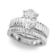 Exquisite Solitaire Round Diamond Engagement Ring in 10K/14K gold and platinum with certified lab-grown or natural diamonds