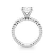 Exquisite Solitaire Round Diamond Engagement Ring in 10K/14K gold and platinum with certified lab-grown or natural diamonds
