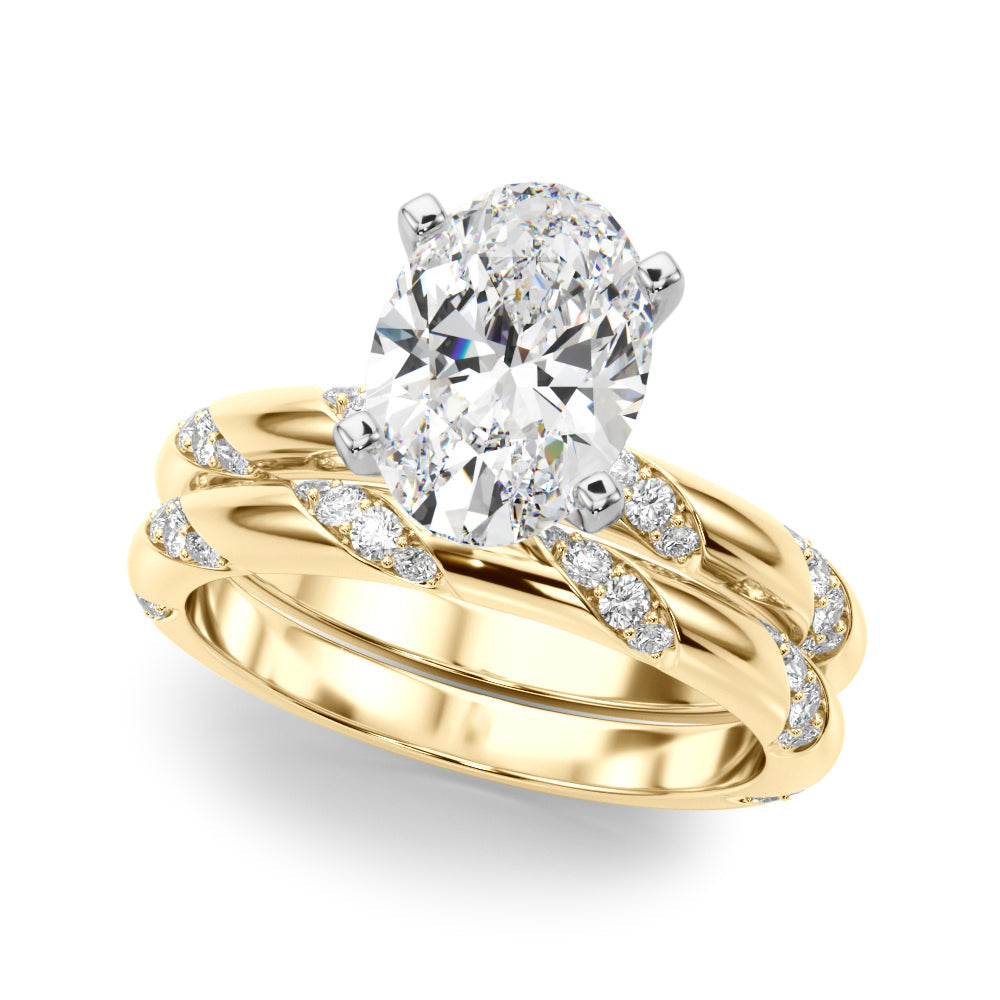 Regal Sidestone Round Diamond Engagement Ring in 10K/14K gold and platinum with certified lab-grown or natural diamonds