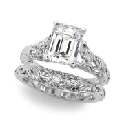 Splendid Center Round Diamond Engagement Ring in 10K/14K gold and platinum with certified lab-grown or natural diamonds