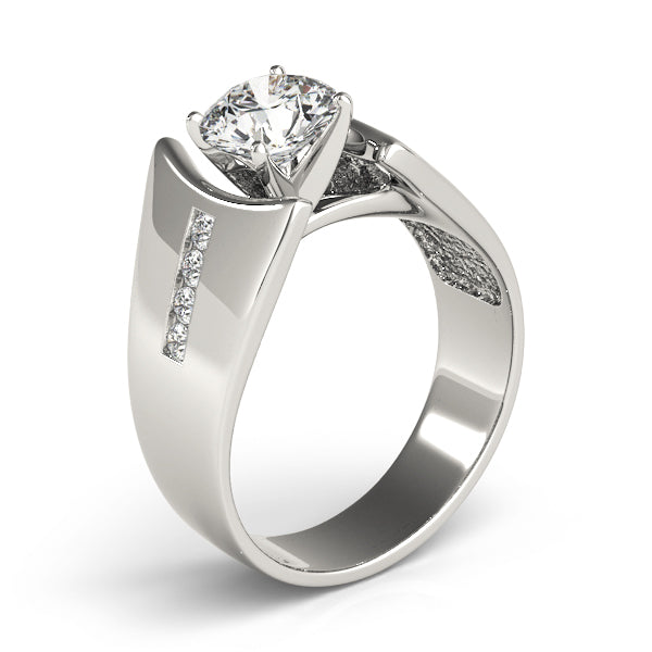 Pristine Remounts Round Diamond Engagement Ring in 10K/14K gold and platinum with certified lab-grown or natural diamonds