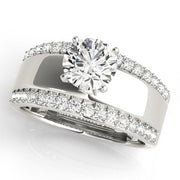 Romantic Remounts Round Diamond Engagement Ring in 10K/14K gold and platinum with certified lab-grown or natural diamonds