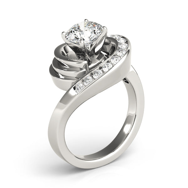 Lustrous Remounts Round Diamond Engagement Ring in 10K/14K gold and platinum with certified lab-grown or natural diamonds
