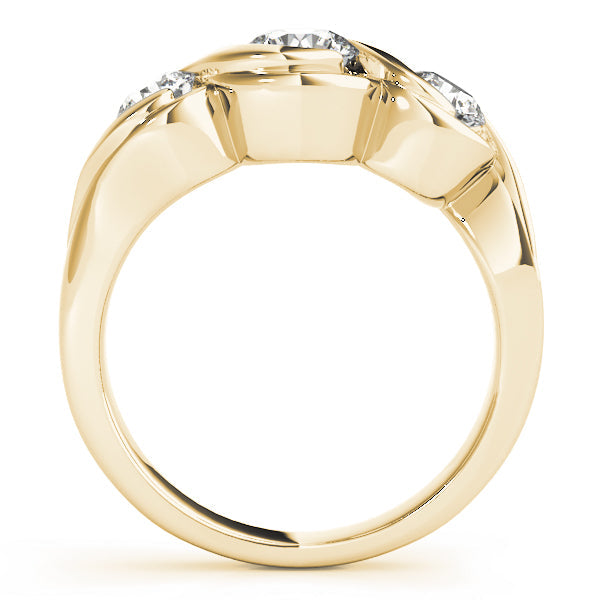 Vintage Round Diamond Trilogy Ring in 10K/14K gold and platinum with certified lab-grown or natural diamonds