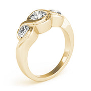 Vintage Round Diamond Trilogy Ring in 10K/14K gold and platinum with certified lab-grown or natural diamonds