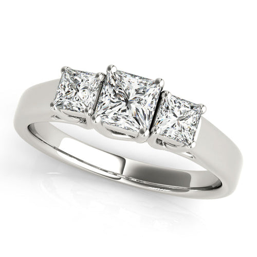 0.50-5.00ct Princess Diamond Trilogy Ring in 10K/14K gold and platinum with certified lab-grown or natural diamonds