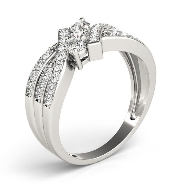 Multi Row Round Diamond Three Stone Ring in 10K/14K gold and platinum with certified lab-grown or natural diamonds