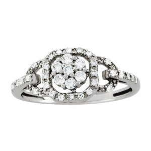 Splendid Diamond Fashion Cluster Round Diamond Engagement Ring in 10K/14K gold and platinum with certified lab-grown or natural diamonds
