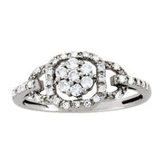 Splendid Diamond Fashion Cluster Round Diamond Engagement Ring in 10K/14K gold and platinum with certified lab-grown or natural diamonds