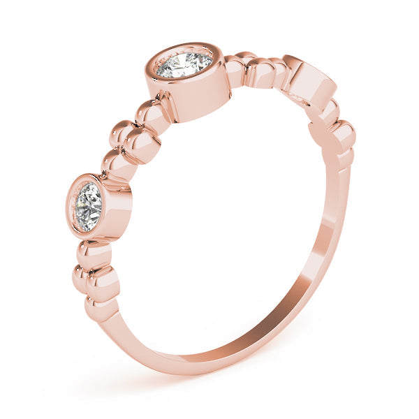 Crowned Scalloped Halo Ring Oval Diamond Engagement Ring in 10K/14K gold and platinum with certified lab-grown or natural diamonds
