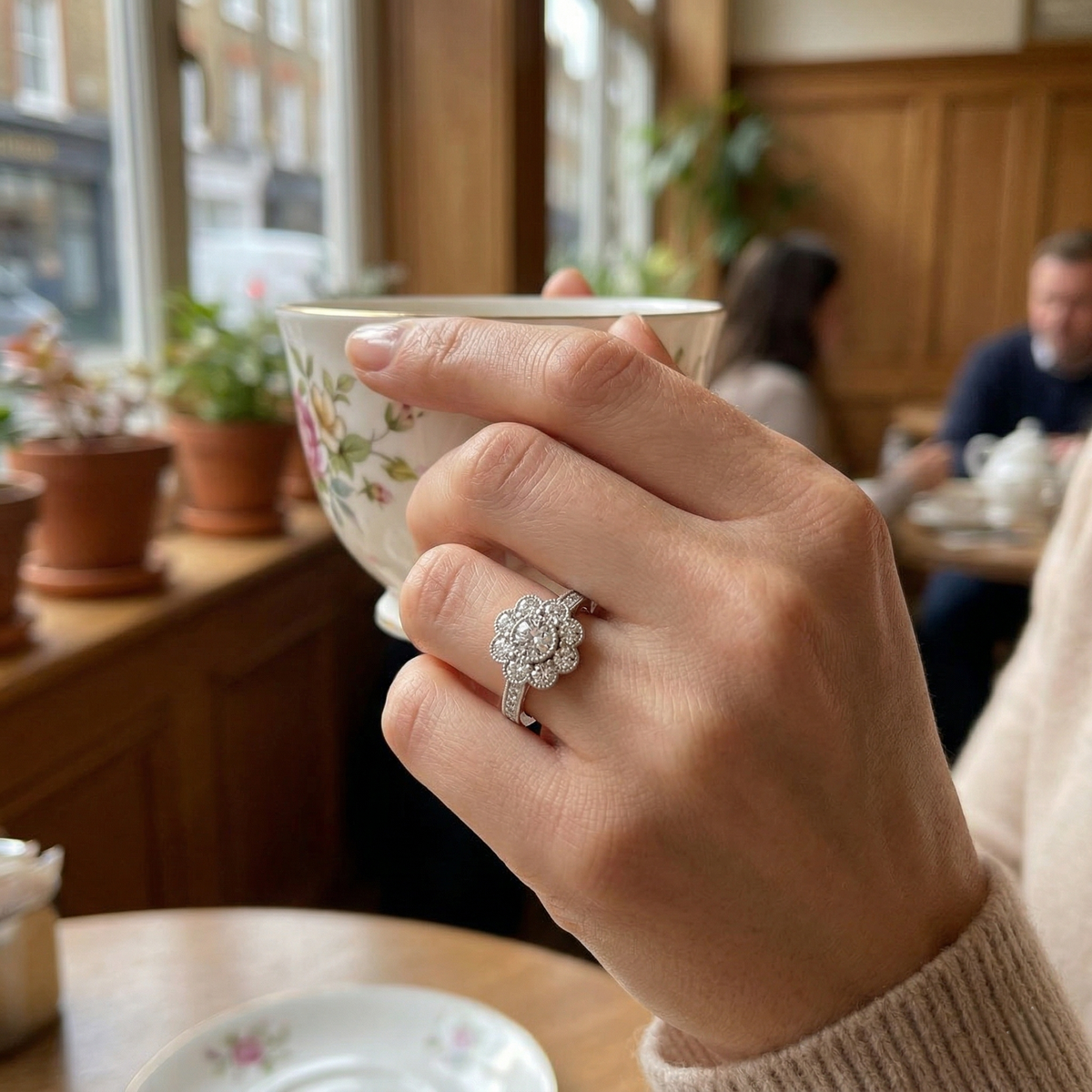 Lab-Grown Round Cut Diamond Cluster Ring In Gold & in 10K/14K gold and platinum with certified lab-grown or natural diamonds