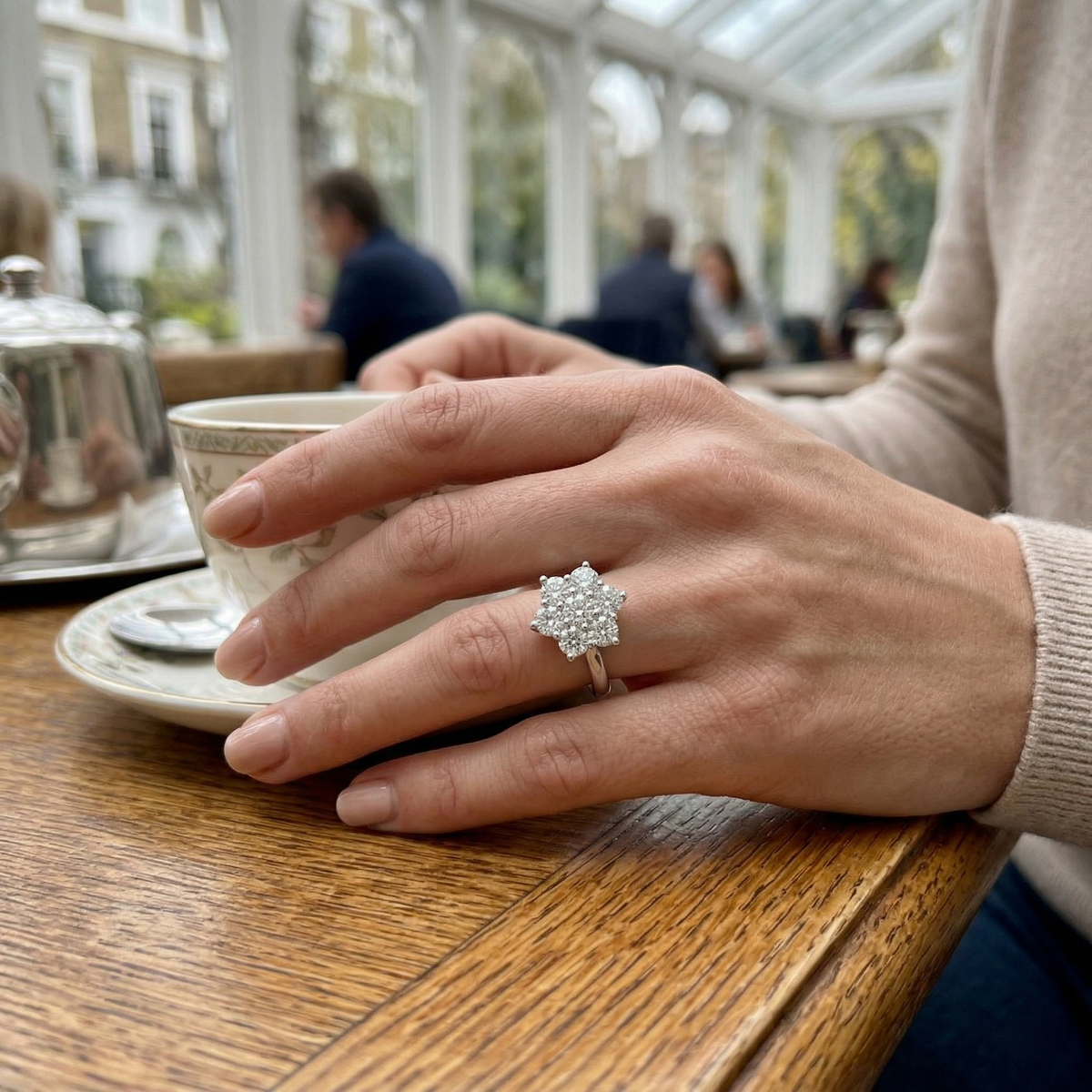 Lab-Grown Round Diamond Cluster Flower Ring in 10K/14K gold and platinum with certified lab-grown or natural diamonds