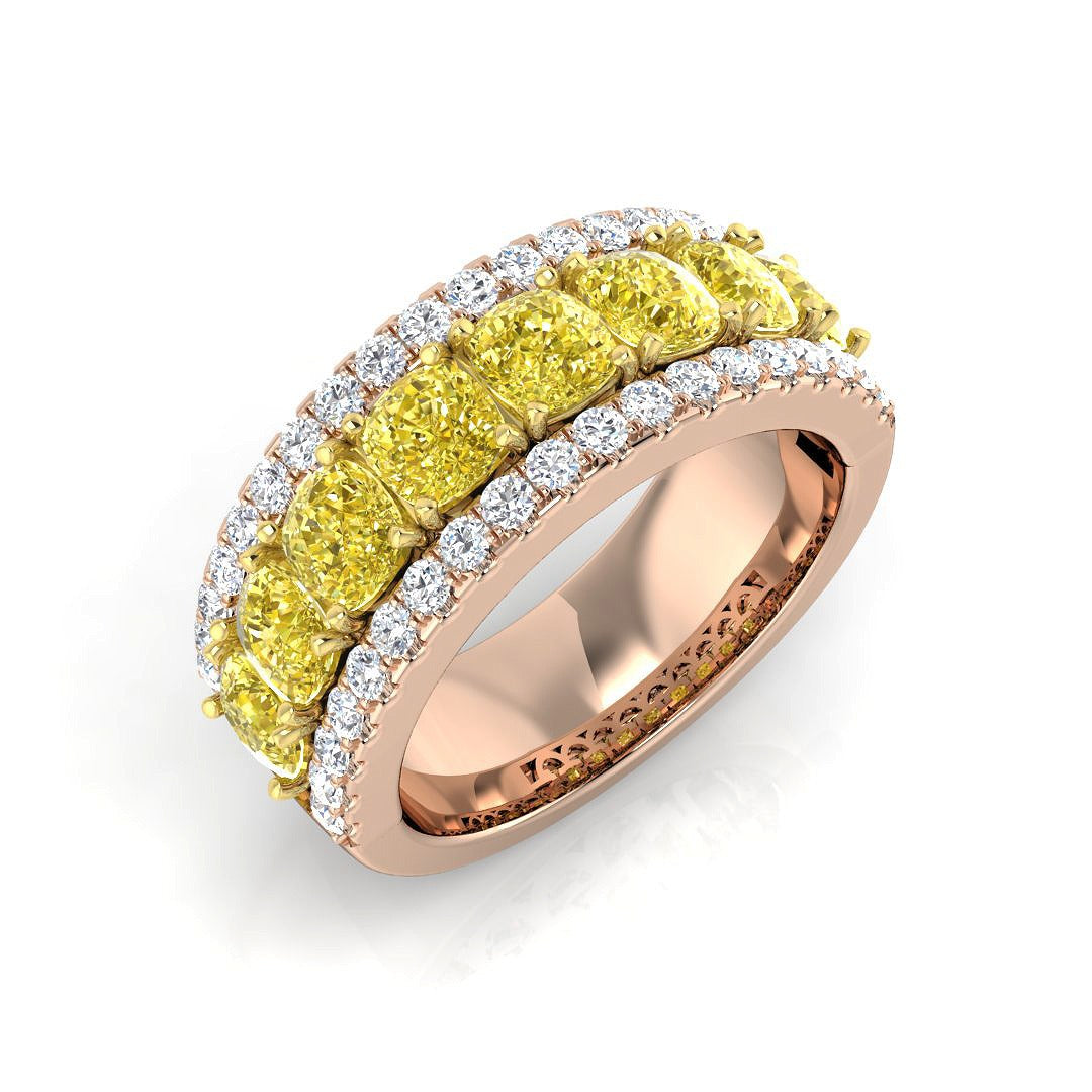 Diamond Engagement Ring in 10K/14K gold and platinum with certified lab-grown or natural diamonds