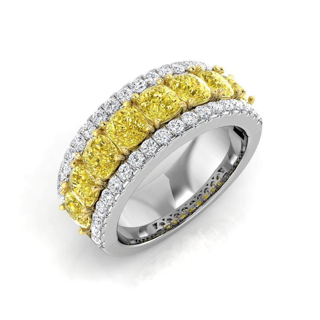 Diamond Engagement Ring in 10K/14K gold and platinum with certified lab-grown or natural diamonds