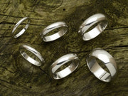 D Shape Plain Wedding Band for Women in 10K/14K gold and platinum with certified lab-grown or natural diamonds
