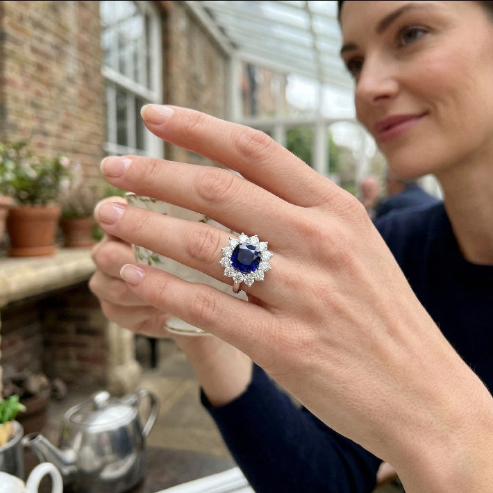 Cushion Cut Blue Sapphire Halo Ring with Round Cluster Natural Diamond in 10K/14K gold and platinum with certified lab-grown or natural diamonds