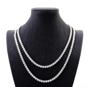 Reena Natural Round cut Diamond Necklace