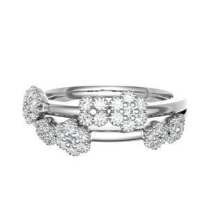 Evaleen Natural Round cut Prong  Diamond Ring