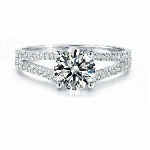  Clea 0.20 - 3.00 Carat Lab-Created Diamond Round cut For Women Engagement Ring